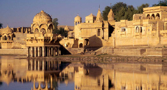 Taj with historical rajasthan Tour Packages