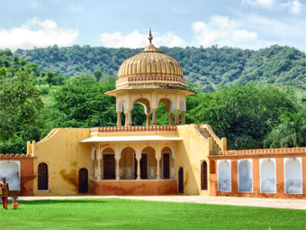 Kanak Vrindavan garden is a hot tourist attraction in the jaipur City