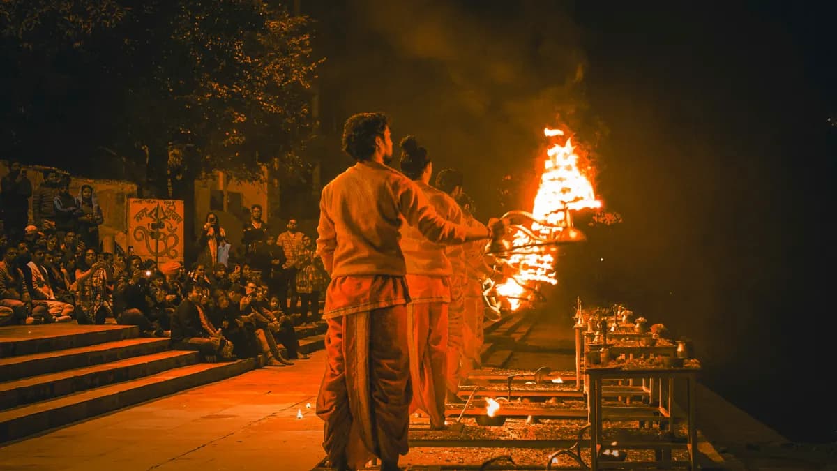The evening Ganga Aarti fire ceremony, Rishikesh