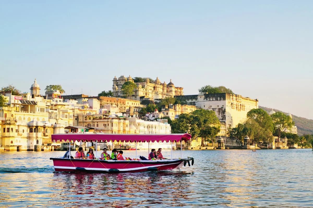 Boat ride on Lake Pichola, Udaipur