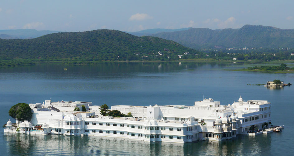 udaipur lake palace 14 Days Rajasthan Tour Itinerary