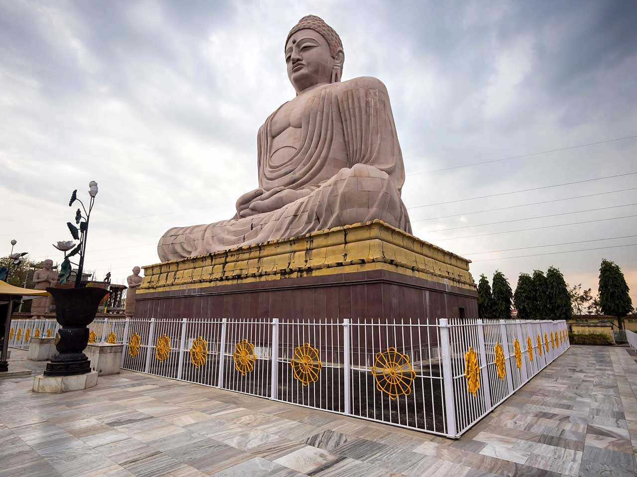 Gaya Buddhists Spiritual holiday destinations in india